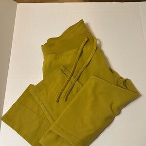 Women’s straight scrub bottoms